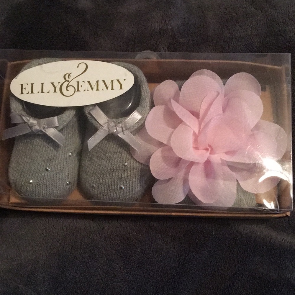Head wrap and bootie set